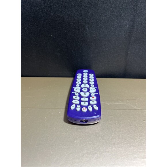 General Electric GE Universal Remote Control Model P13005 ED-1232C - Picture 6 of 6